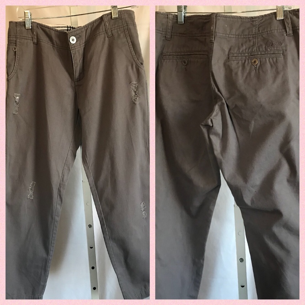 O’Neill gray distressed capris